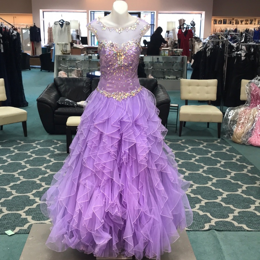 Bloom by Bonny Bridal size 6